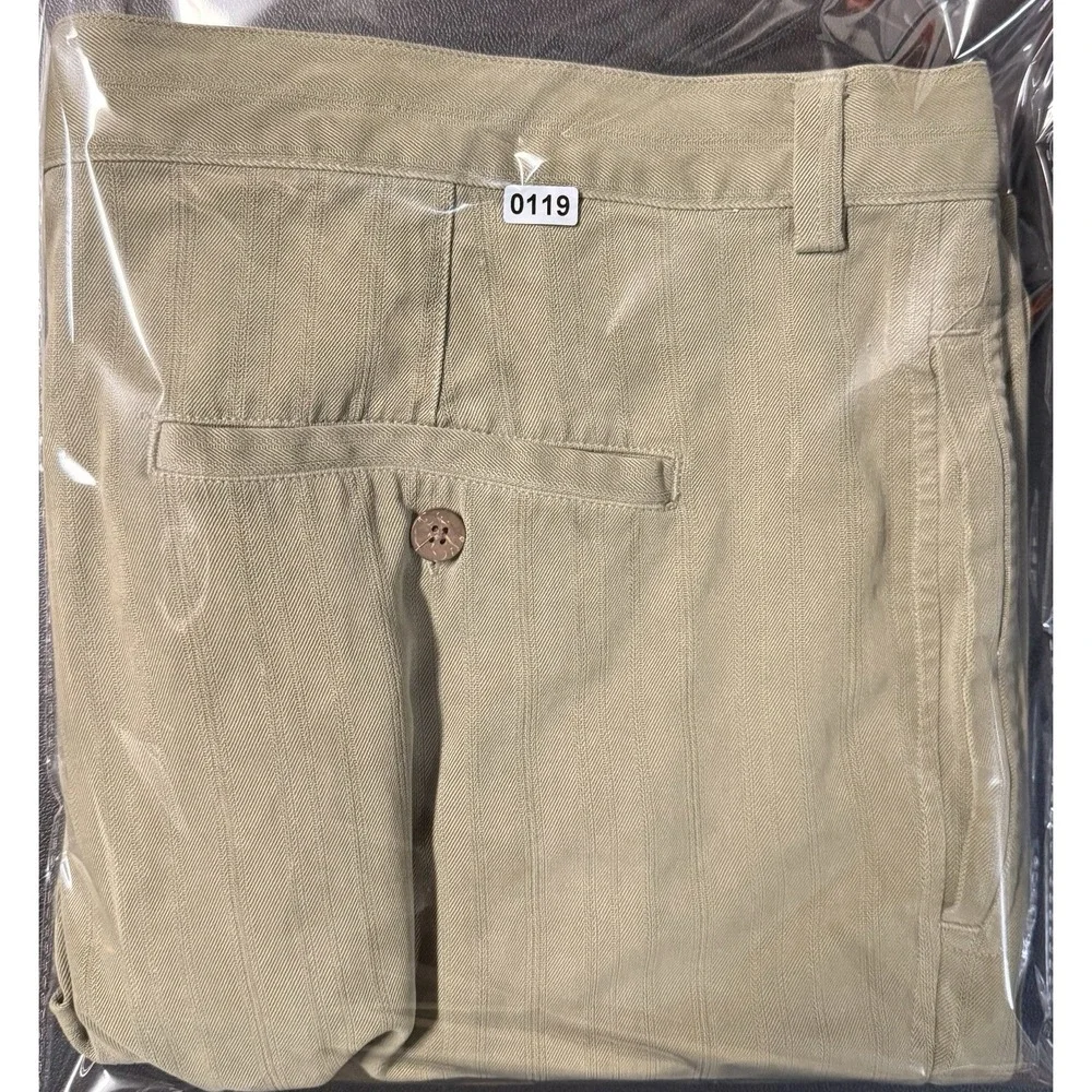 Tommy Bahama Men's Silk Blend Pleated Shorts Olive Green Size 42